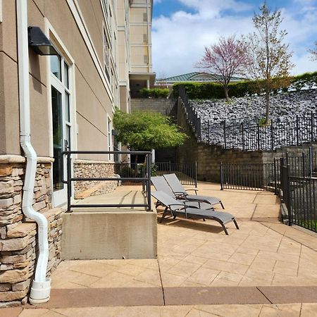 Отель Doubletree By Hilton Front Royal Blue Ridge Shadows Экстерьер фото