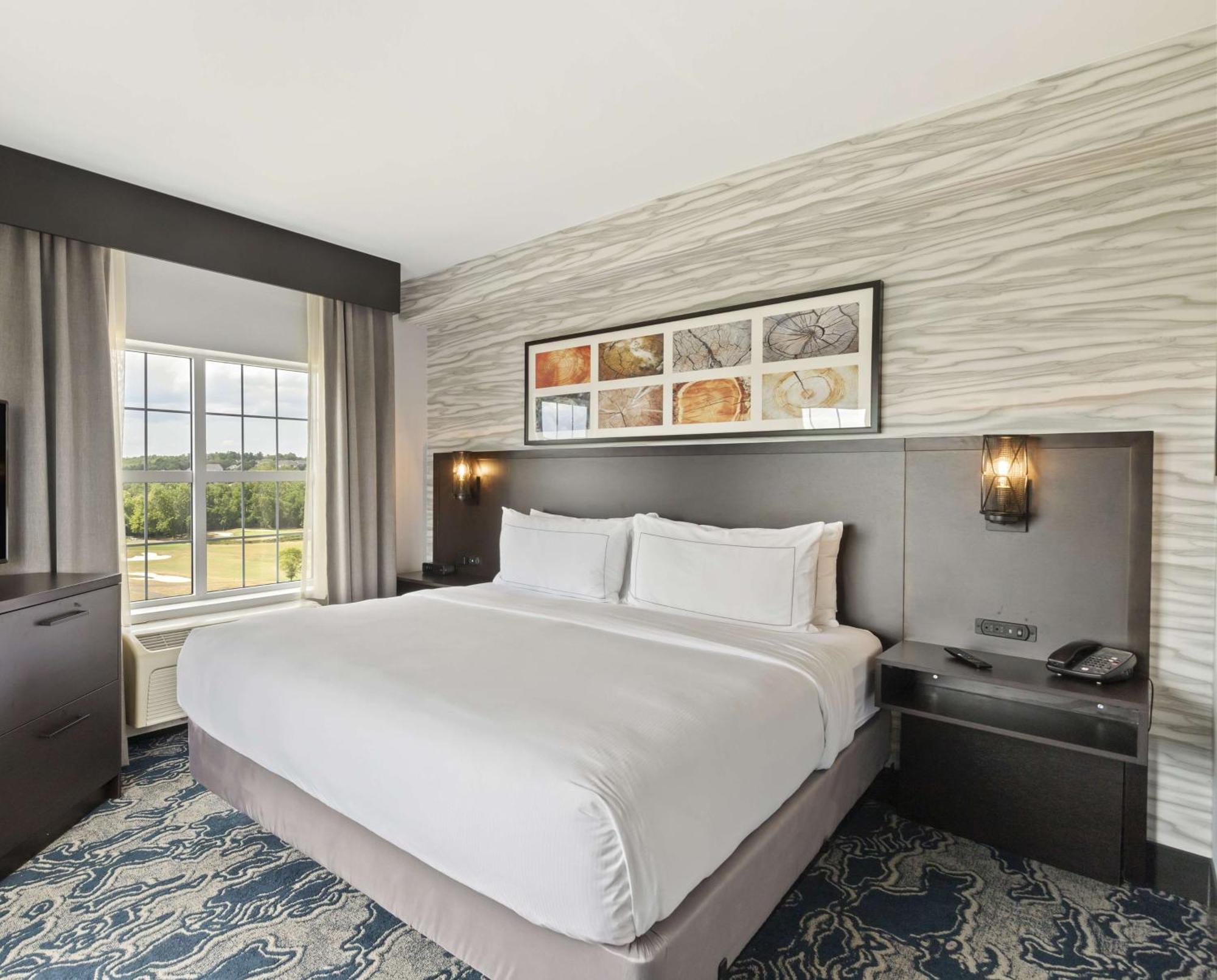 Отель Doubletree By Hilton Front Royal Blue Ridge Shadows Экстерьер фото