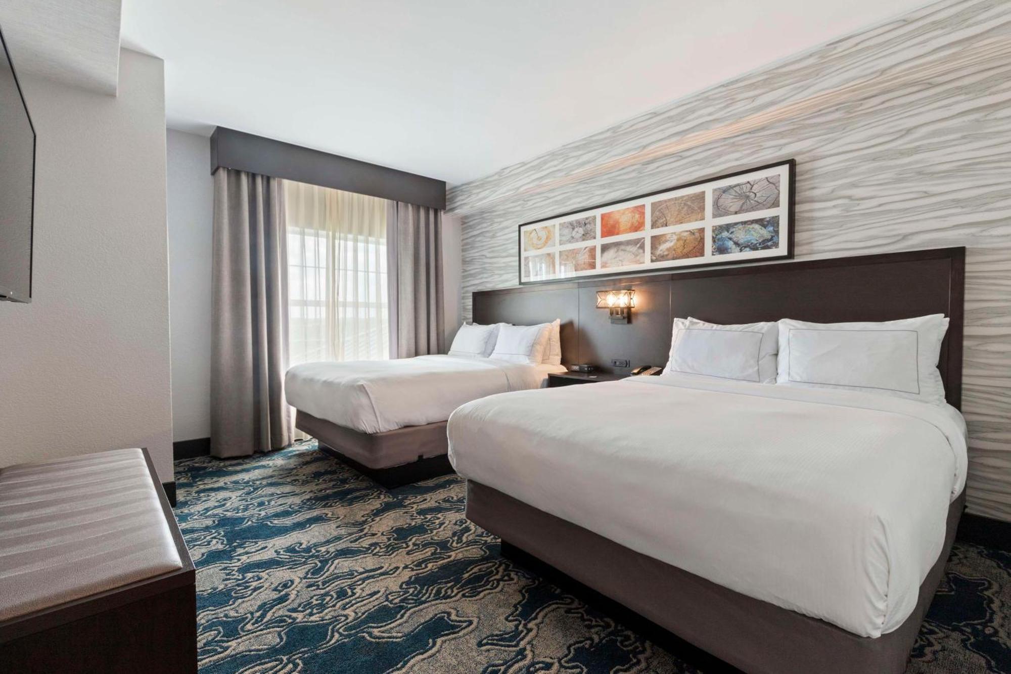 Отель Doubletree By Hilton Front Royal Blue Ridge Shadows Экстерьер фото