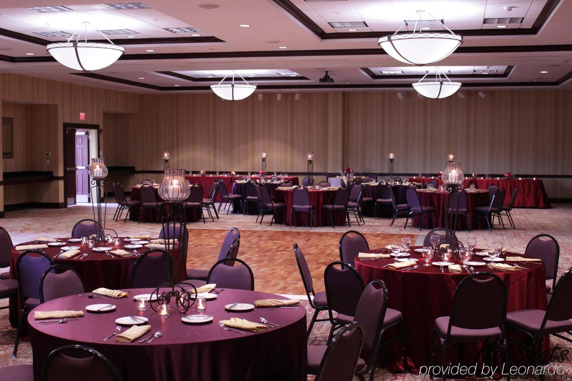 Отель Doubletree By Hilton Front Royal Blue Ridge Shadows Экстерьер фото